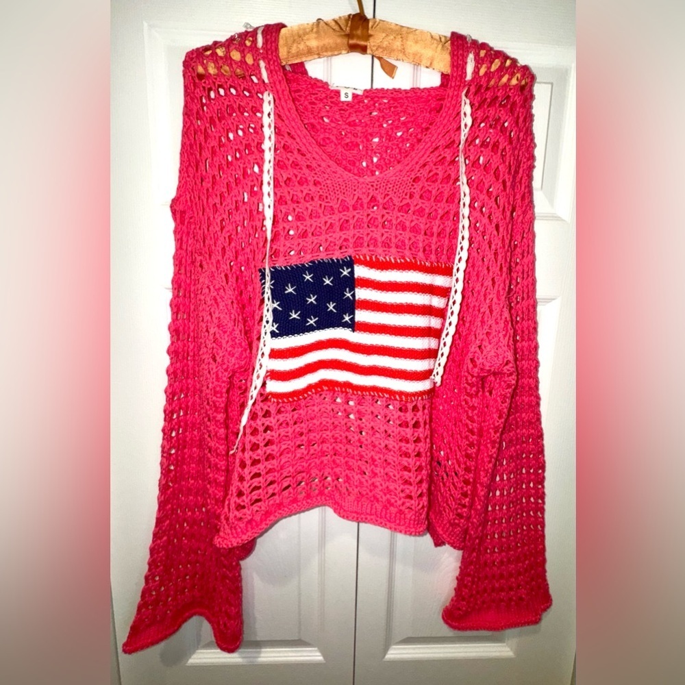 POL American Flag Open Knit Crochet Sweater Top - dark pink size small